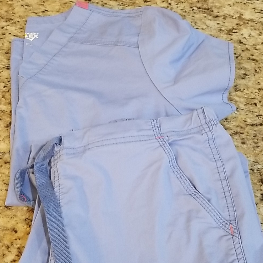 WonderWink scrub set light blue